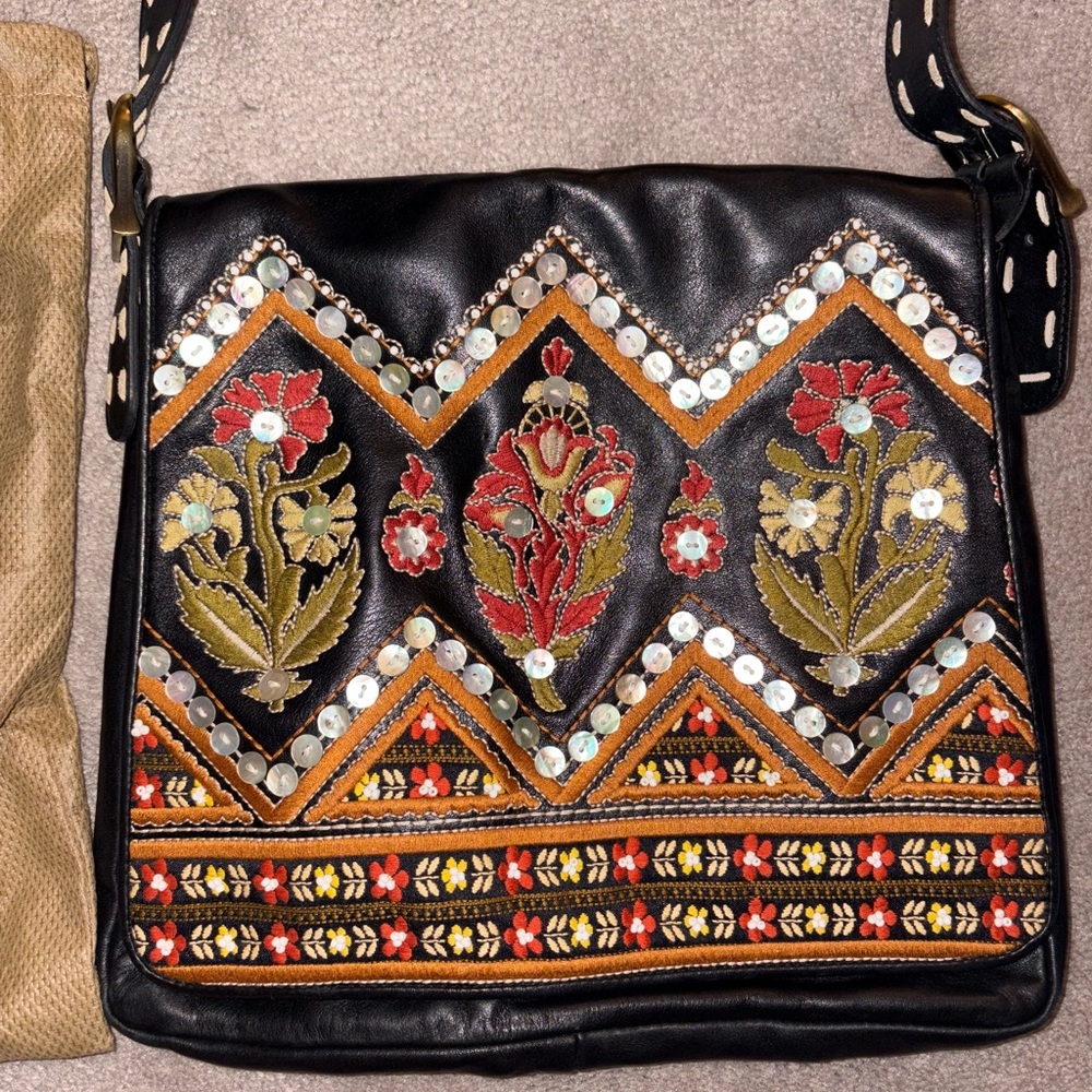 Isabella Fiore beaded boho bag mint condition! - Picture 2 of 9
